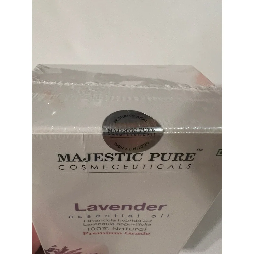 Lavender Essential Oil (x-69)